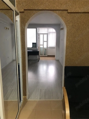 garsoniera de inchiriat pentru spatiu birou - imagine 5