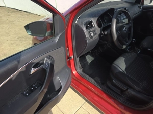 Vând VW Polo achiziționat de nou din reprezentanță (România).  UNICUL PROPRIETAR. - imagine 6