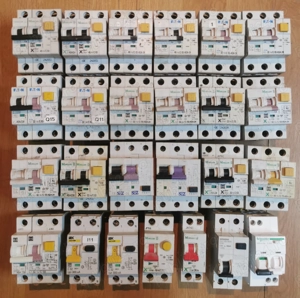 Sigurante automate- monopolare, bipolare tripolare, tetrapolare - imagine 3