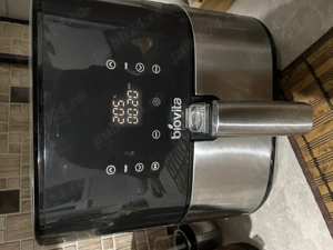 Vand Air fryer marca Biovita