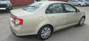 VW Jetta 2008 | Unic Proprietar (Familie) | DOAR 69.500 KM Reali | GPL | Stare Excelentă - imagine 6