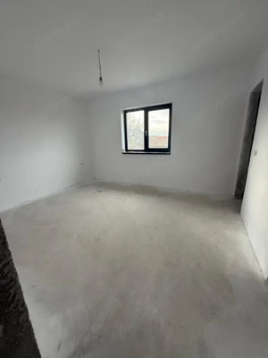 Giroc-Vatra Satului- casa individuala- 3 dormitoare-3 bai - imagine 12