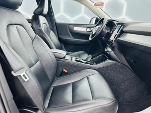 VOLVO Xc-40 - imagine 16