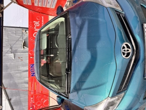 Vând Toyota Yaris 2011 preț 4000  ușor negociabil  - imagine 4
