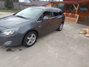 Opel astra j sport tourer - imagine 3
