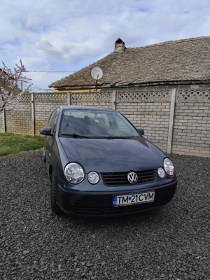 De vânzare Vw PoloVw POLO AN 2003 Benzina  Motor 1, 2cm  Distributie lanț  Înmatriculată  Acte la zi
