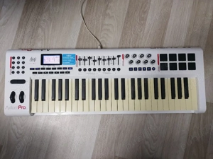 Vand claviatura midi