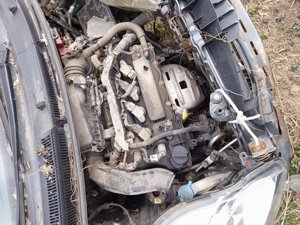 Toyota Yaris avariata - imagine 4