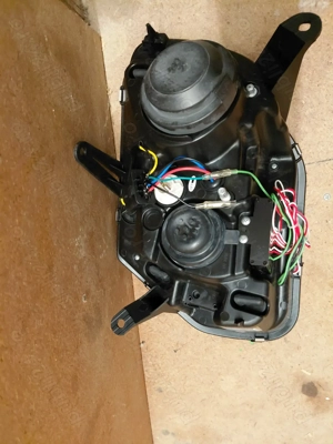 Faruri Dacia Duster 2016 - imagine 3