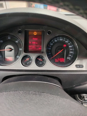 Vând Passat b6 1.9 diesel an 2008 - imagine 3