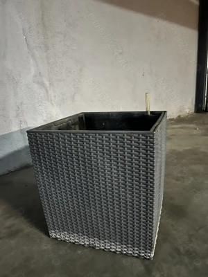 Vand ghivece si jardiniere Lechuza autoirigante SH