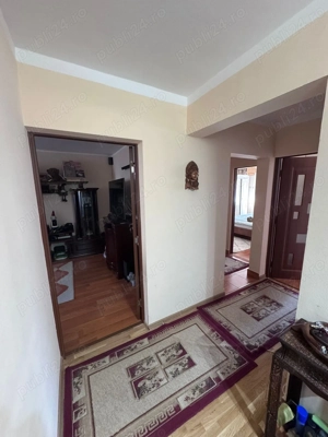 Apartament cu 3 camere decomandat + Garaj - imagine 7