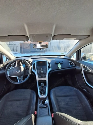 Opel Astra J, An 2014, 1.4 Benzina - imagine 9