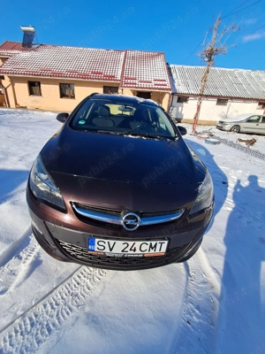 Opel Astra J, An 2014, 1.4 Benzina - imagine 3