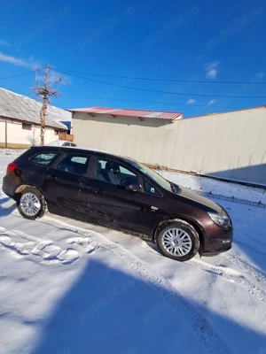 Opel Astra J, An 2014, 1.4 Benzina - imagine 5