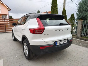 Volvo XC40, 2.0 Diesel, 150 CP, cutie automata - imagine 2