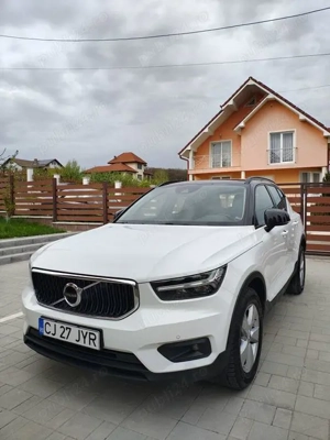 Volvo XC40, 2.0 Diesel, 150 CP, cutie automata - imagine 4