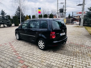 volkswagen Touran 7 locuri - imagine 5