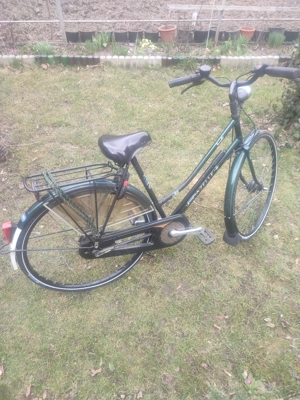 Bicicleta damă Caravelle folosită,stare bună,cu dotări complete .