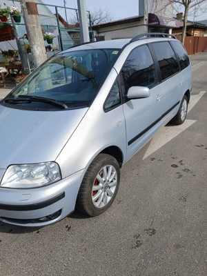 Volkswagen Sharan 1.9tdi - imagine 2