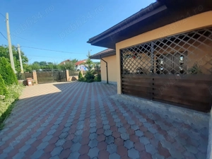 Casă de vânzare  - imagine 3