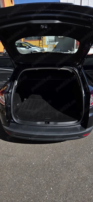 Renault Megane Grandtour Paris - imagine 9