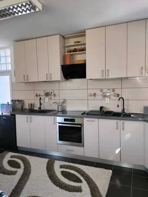 Inchiriez camera in vila curte spatioasa  - imagine 5