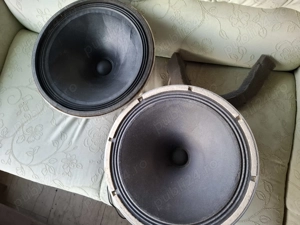 Tesla ARN932 si TESLA ARZ932, alnico