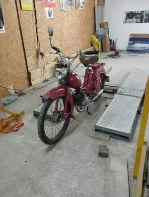 vând motoretă Simson sr 2 