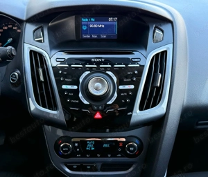 Ford Focus 2.0 TDCI DPF Titanium - imagine 13