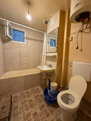 APARTAMENT 3 CAMERE DECOMANDAT DE RENOVAT - imagine 6