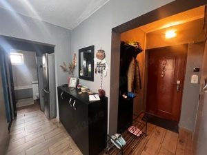 apartament 2 camere decomandat etaj1 UTA - imagine 4