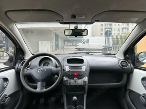 Toyota Aygo 2011 EURO 5 Doar 130.000KM - imagine 5
