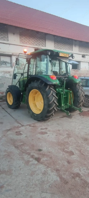 Tractor John Deere 5090M - imagine 3
