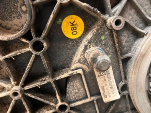 vand rezervor Adblue Audi A4 B9 - imagine 2