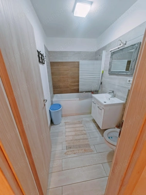 Proprietar vinde apartament cu doua camere