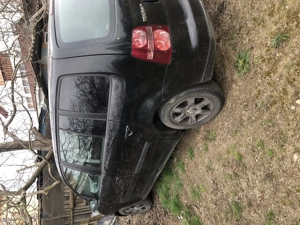 Vand VW Touran 1,9 tdi din 2004 (6 trepte+1) - imagine 3