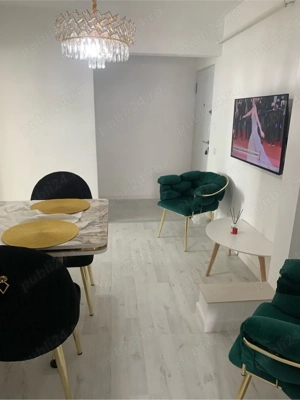 Apartament central decomandat 2 camere - imagine 9