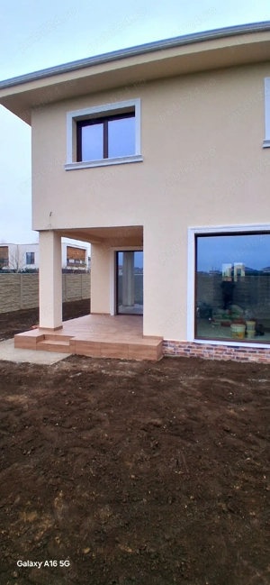 Proprietar vand casa cu garaj Dumbravita  - imagine 3