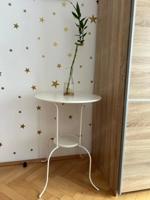 Vand masa alba, metalica   noua, moderna, eleganta