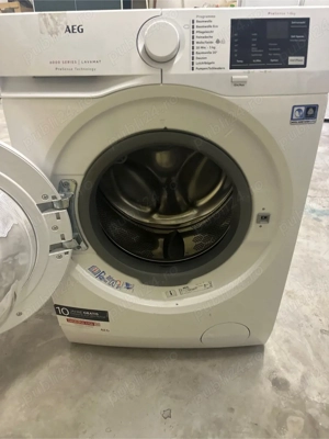 mașină de spălat rufe AEG din Seria 6000 Lavamat cu tehnologie ProSense-stare foarte bună