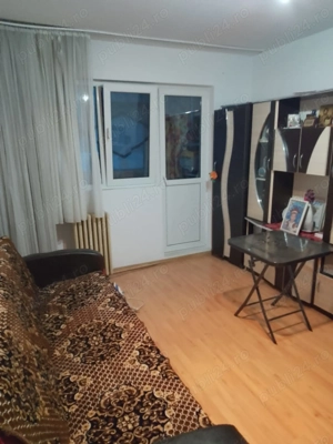 Vând apartament Malu Rosu - imagine 2