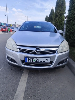 Opel Astra H model 2008 (facelift), motor 1.6 benzină  - imagine 2