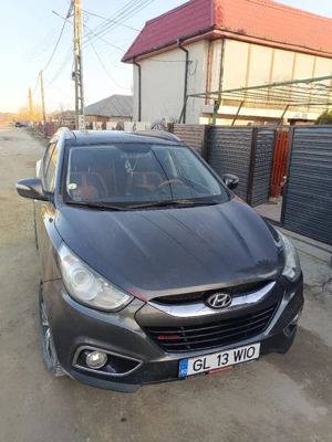 vând Hyundai ix 35 cutie automată  - imagine 2