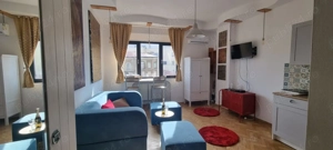 Universitate la 5 minute de metrou, str Tudor Arghezi 26