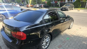 BMW Seria 3 E90 318d automata, istoric service,rulaj  305.000 km reali - imagine 4