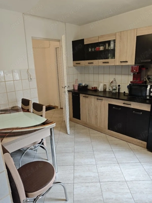 Proprietar   Apartament 3 camere decomandat, 1990, 86 mp total - imagine 3