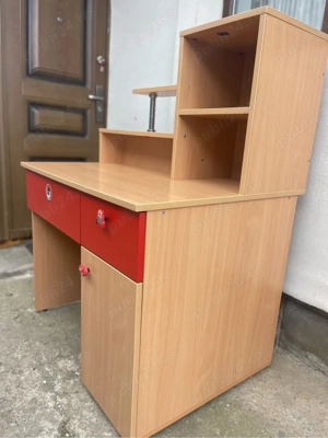 Vand birou modern cu etajera - imagine 4