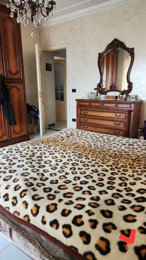 Oportunitate!!!Pretat pentru locuinta sau investitie, vand apartament spatios, pe doua nivele, in It - imagine 9