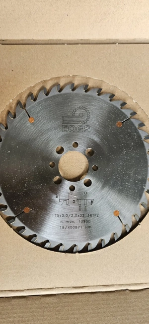 Vând panze de circular profesionale, cu pastile vidia (HW), noi, nefolosite